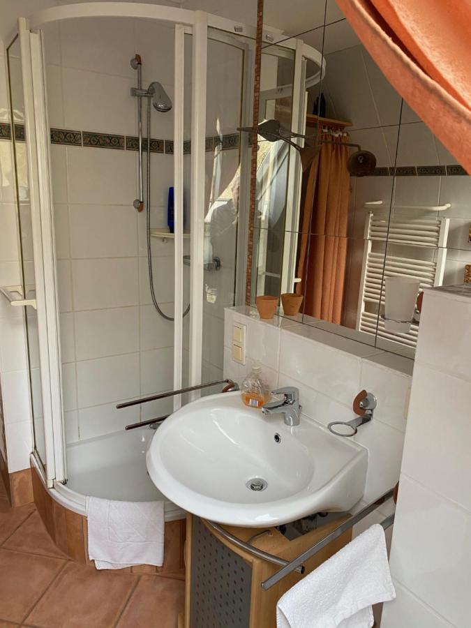 Gaestehaus Villa Kreativ Susanne Lay Bad Münder am Deister Exteriör bild